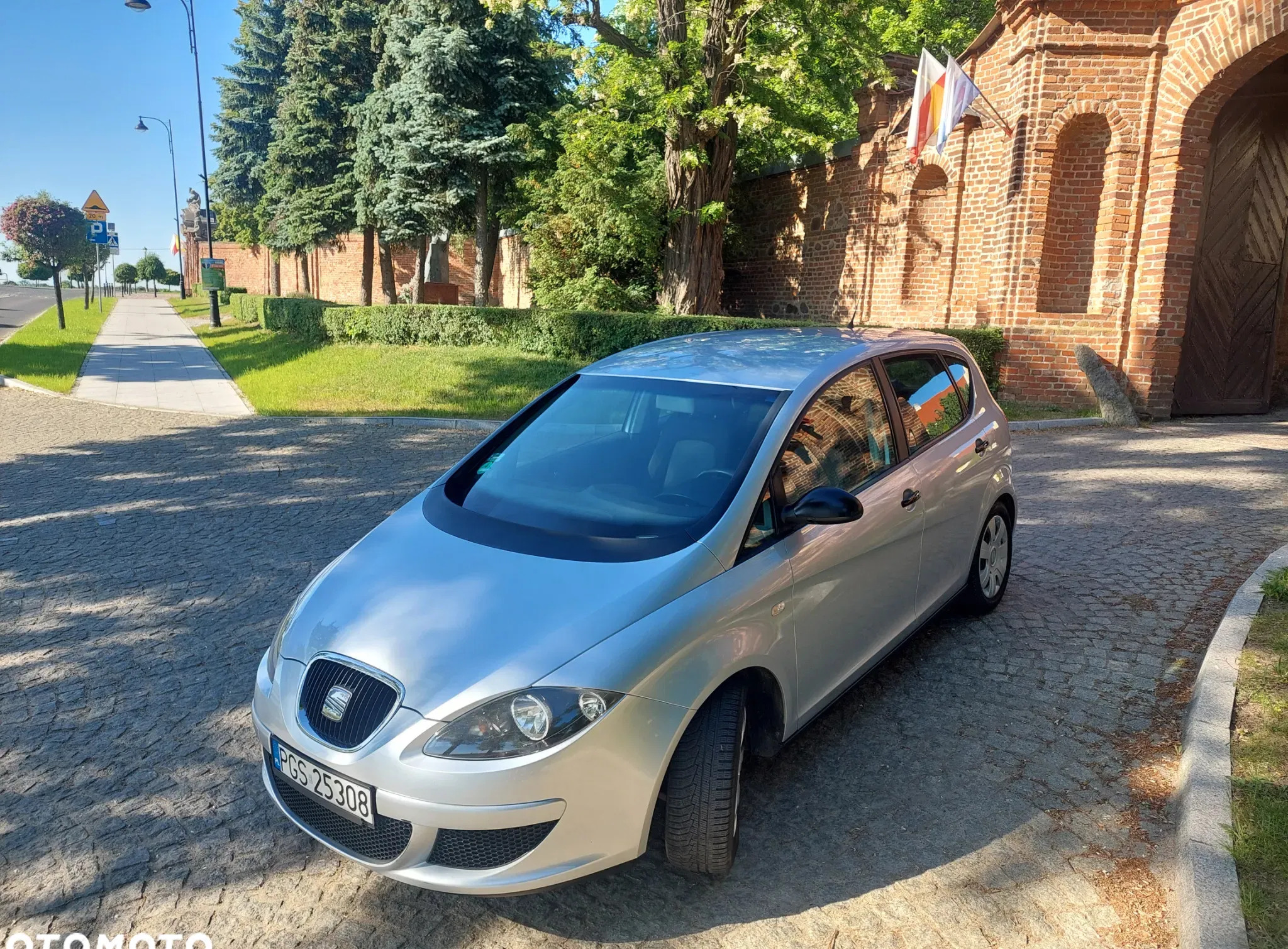 piaski Seat Altea cena 14400 przebieg: 168000, rok produkcji 2005 z Piaski